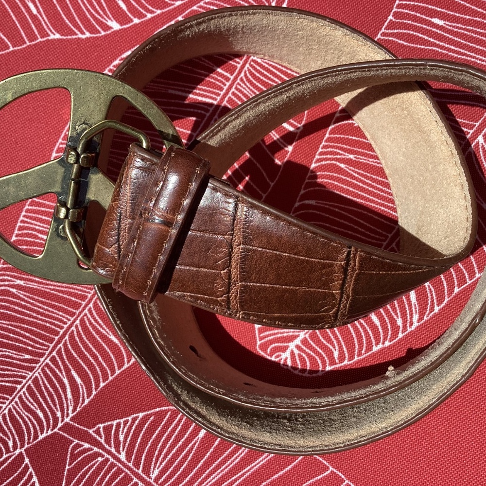 Kensie Genuine Leather Peace Sign Belt - Picture 4 of 10